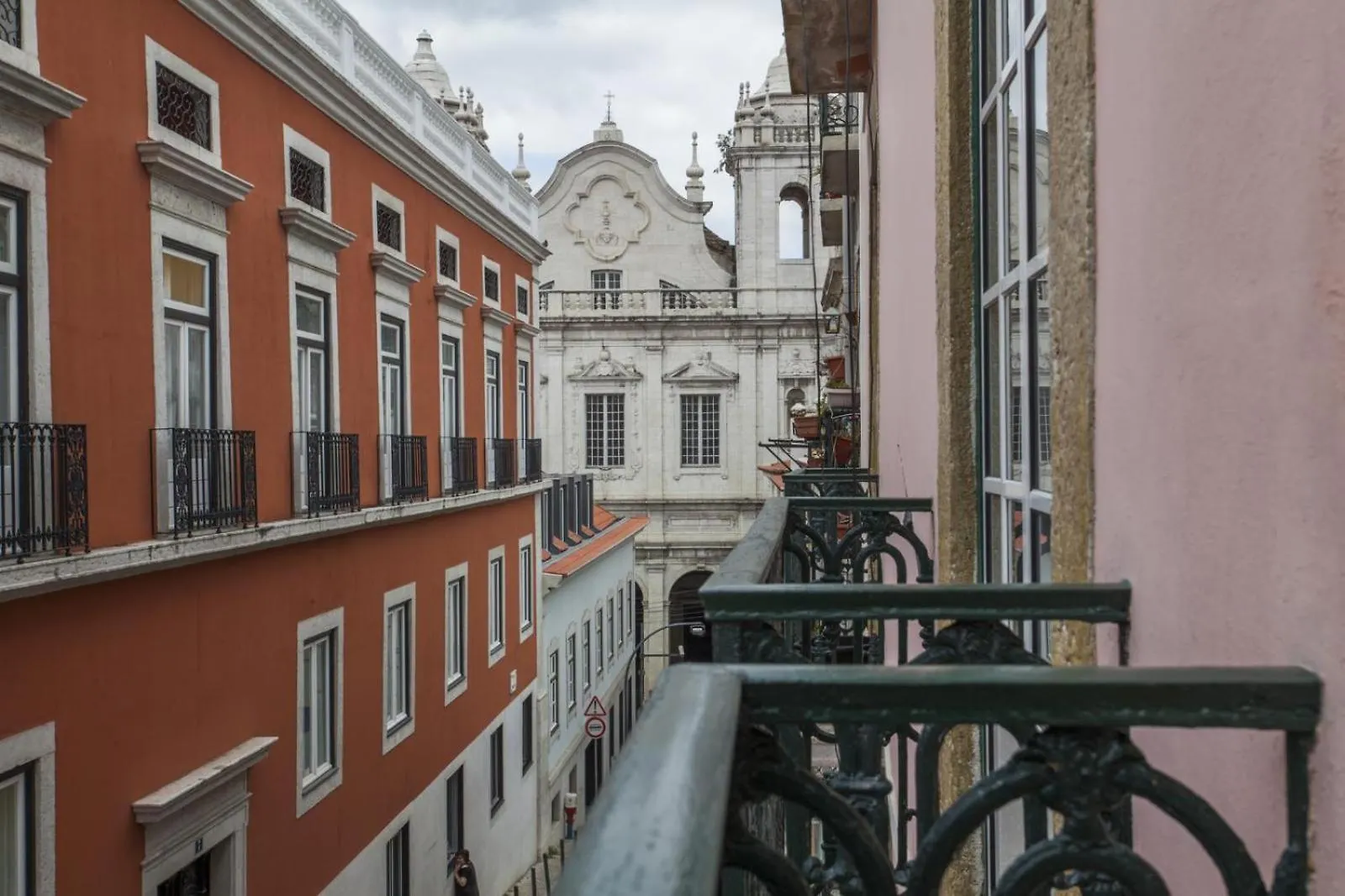 C2 Bairro Alto 18Th Century Beautiful Apartment Лиссабон 0*,